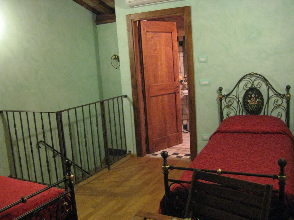 La Casa Di Ercole Hotel Bevagna ภายนอก รูปภาพ